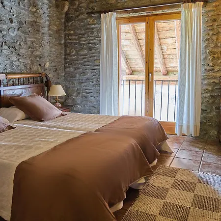 Country house Cal Marrufes